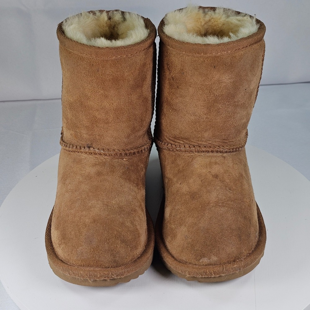 Kids UGG Boots Tan Suede Sheepskin Lined‎ Winter Warm Size 10 - Picture 6 of 7